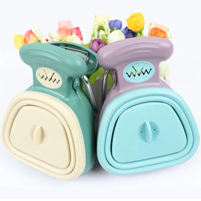 Foldable Dog Pooper Scooper with Biodegradable Bags for Efficient Waste Cleanup